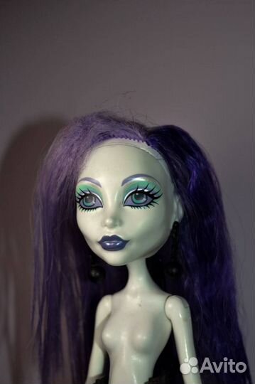 Кукла Monster High: Спектра; коллекция Они живые