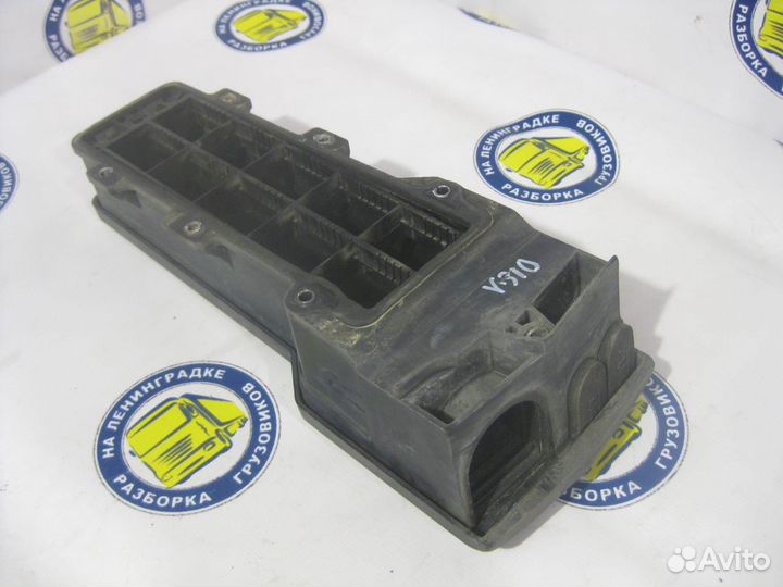 Коробка электрических разъемов правая 24424519 vol