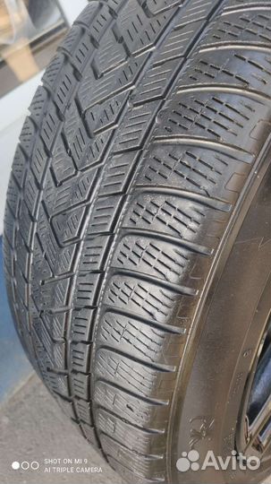 Pirelli Scorpion Winter 275/45 R21 и 315/40 R21 110V