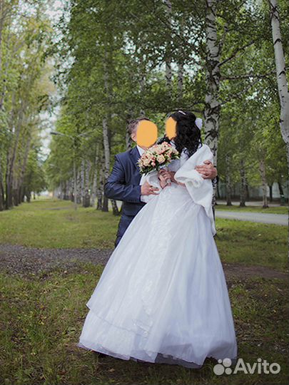 Свадебное платье