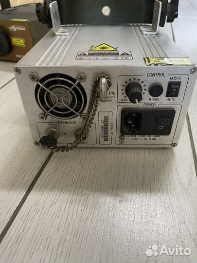 Лазерный проектор, светомузыка