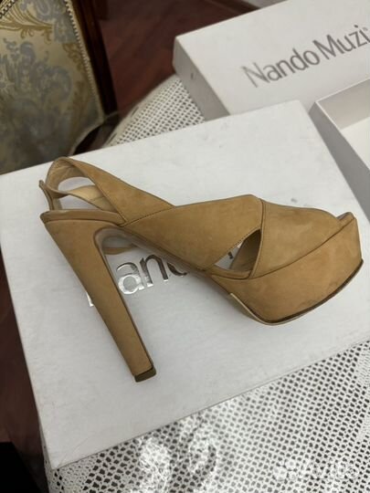 Босоножки женские 38 размер