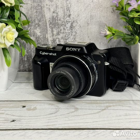 Компактный фотоаппарат Sony H10