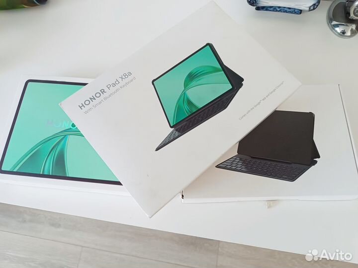 Планшет Honor pad x8a lte 128gb с клавиатурой