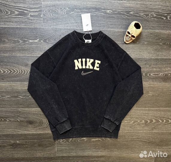 Свитшоты Nike