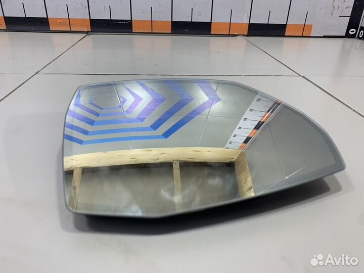 Зеркальный элемент правый