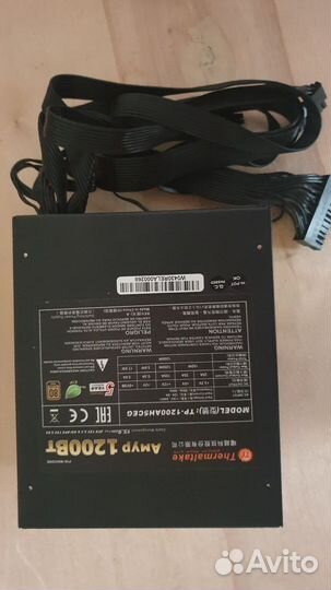 Блок питания Thermaltake амур 1200W 80+ Gold