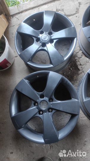 Автомобильные диски r17