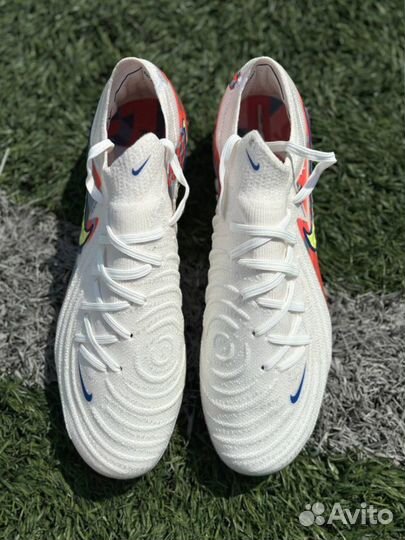 Бутсы Nike Phantom GX2 white