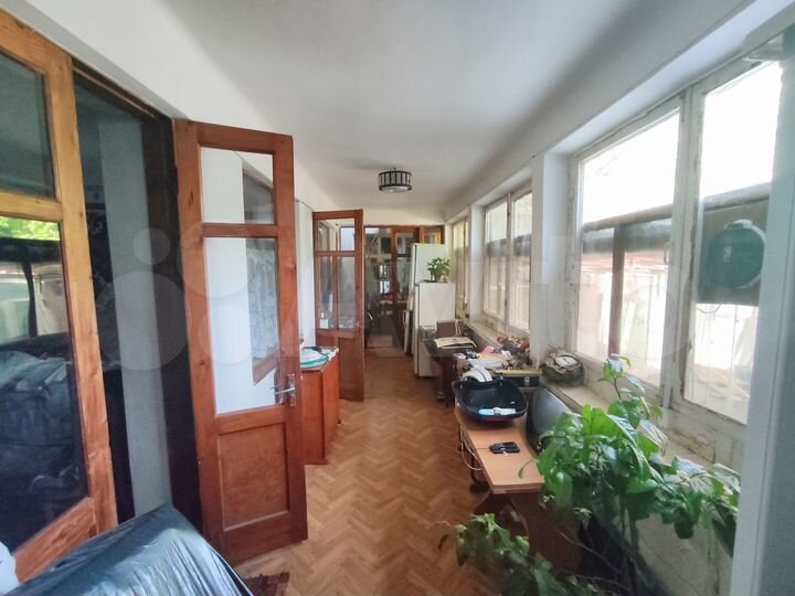 Дом 176 м² на участке 5,2 сот.