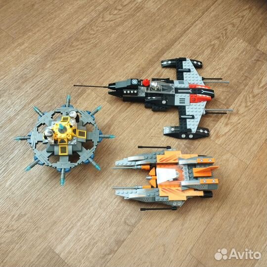 Аналог Lego: Космическая станция и Перехватчики