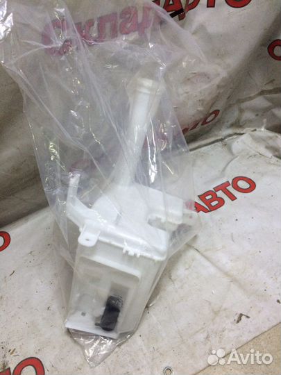 Mitsubishi lancer 9 бачок омывателя с мотором и кр