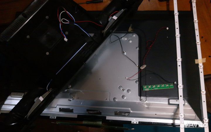 Запчасти от телевизора dexp H32E8000Q