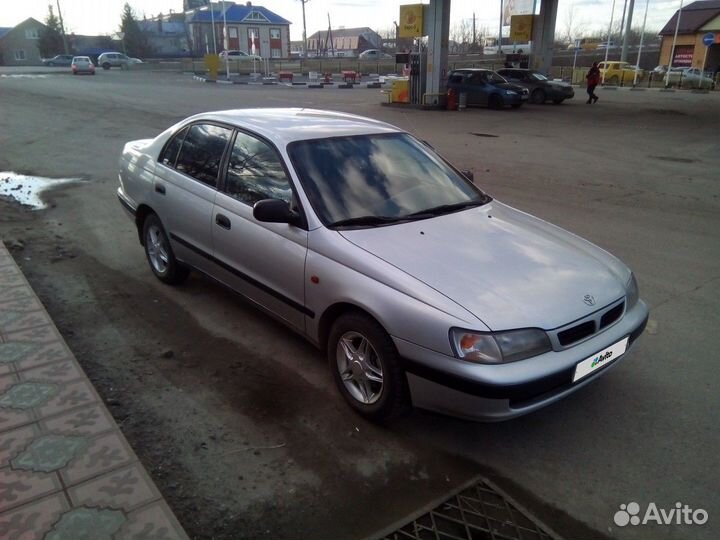 Toyota Carina E, 1997