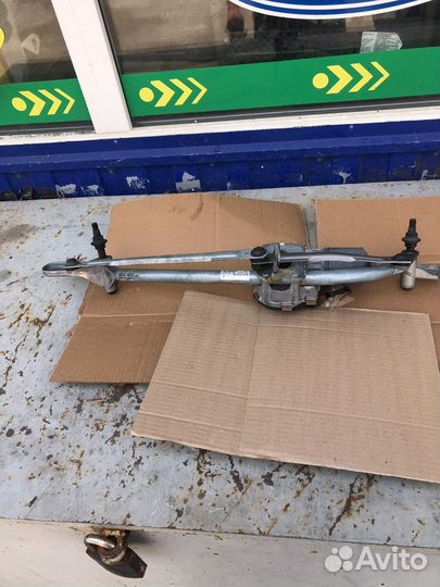 Трапеция Дворников на Бмв 5 BMW 5 F10