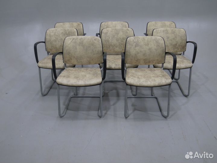 Кресло для переговоров