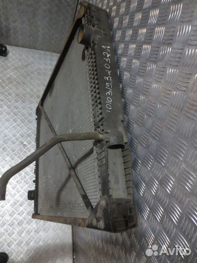 Радиатор Mercedes-Benz A9425001003