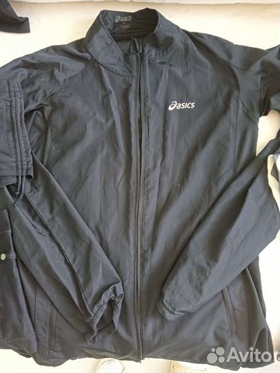 Комплект женских спортивных вещей из 10 позиций