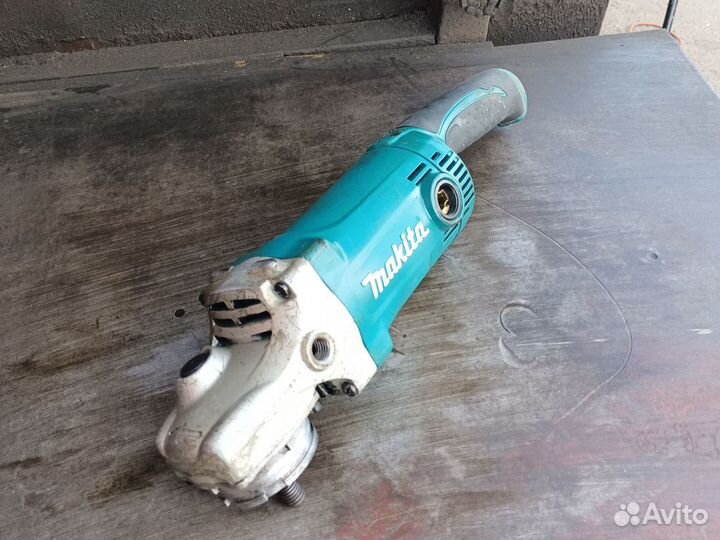 Ушм болгарка makita 230