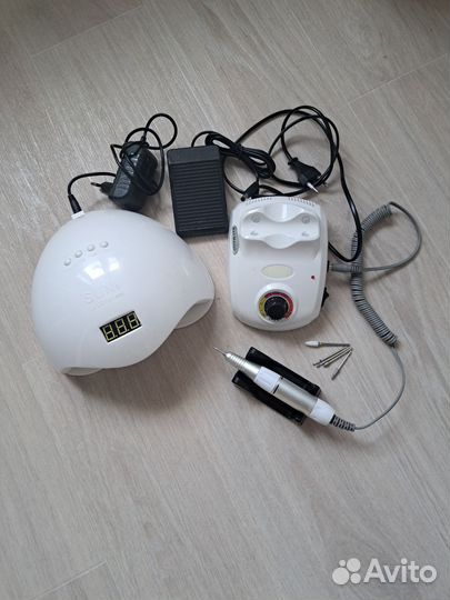 Лампа и аппарат для маникюра