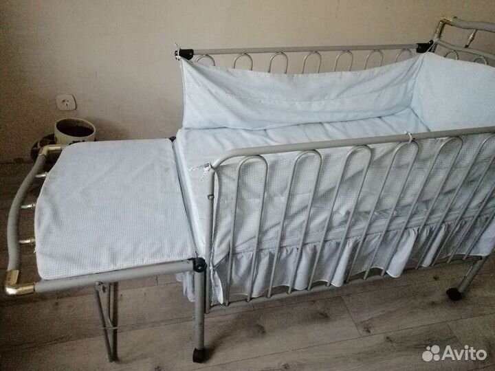 Детская кроватка с люлькой б/у