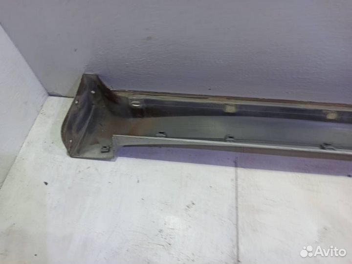 Накладка на левый порог