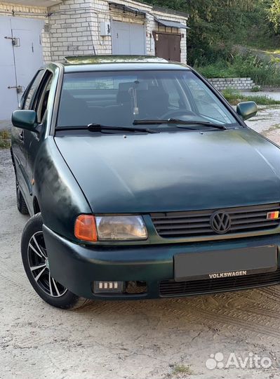 Volkswagen Polo 1.6 AT, 1999, 232 000 км