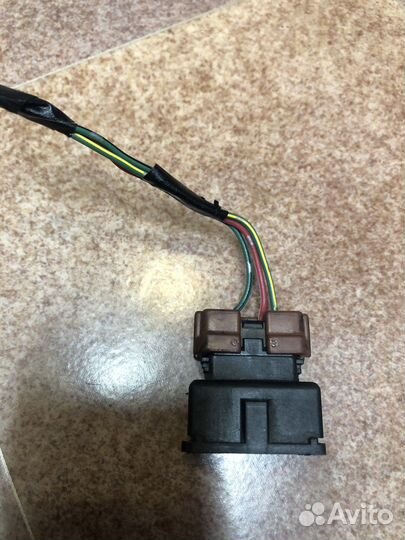 Фишка дроссельной заслонки Mitsubishi