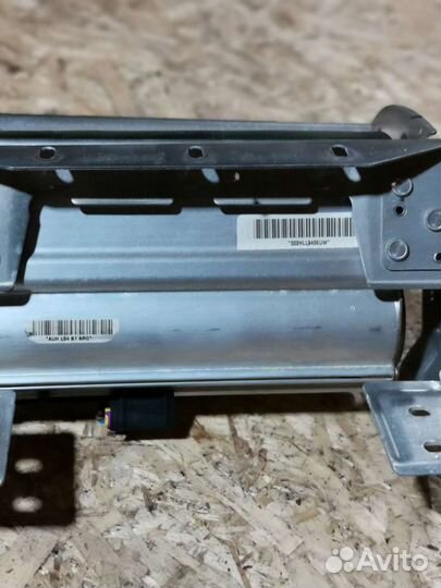 Подушка безопасности в торпедо audi а6 с5