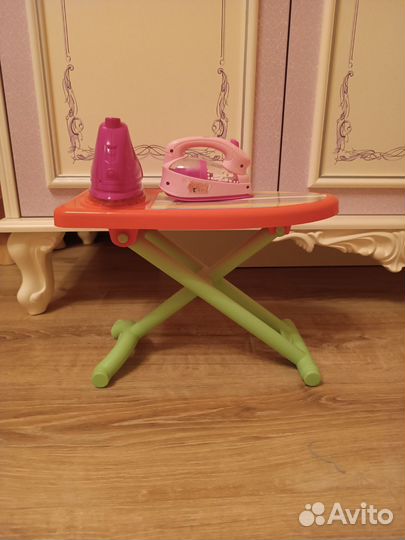 Утюг игрушечный(2шт)и гладильная доска