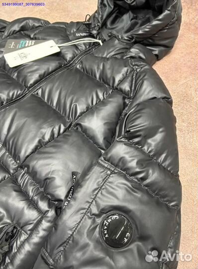 Пуховик от Cp Company: стильно и удобно