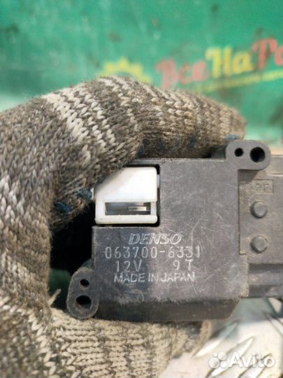 Сервопривод заслонок печки Toyota Camry Gracia