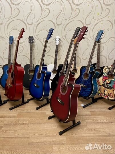 Гитара акустическая