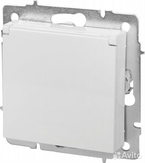 Розетка Vesna с заземлением с крышкой цвет белый