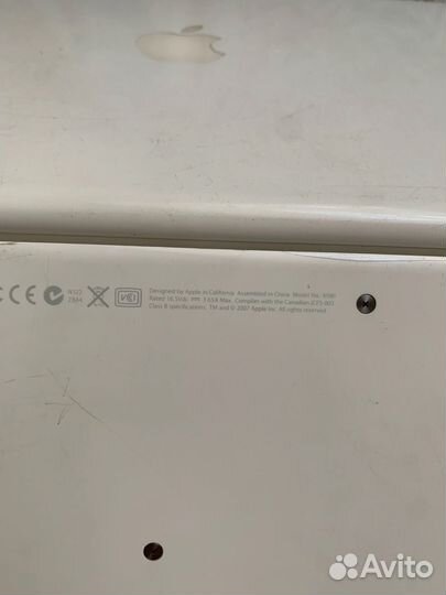 Apple MacBook