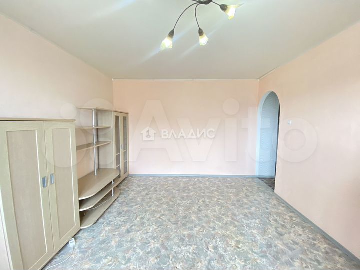 2-к. квартира, 48 м², 4/9 эт.