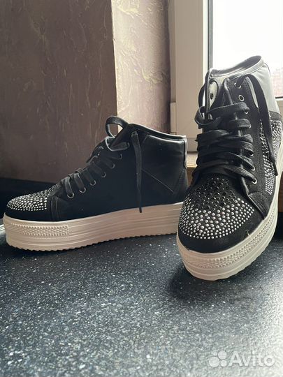 Слипоны женские