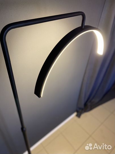 Бестеневая лампа торшер