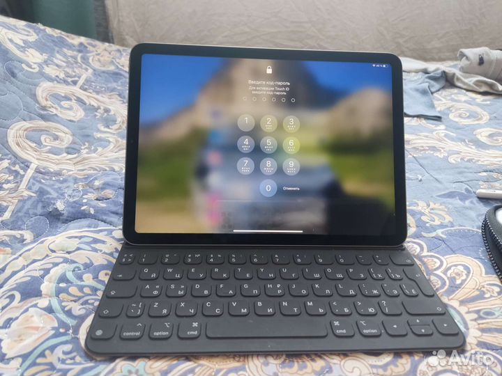 Планшет Apple iPad Air (2020) 256Gb Wi-Fi