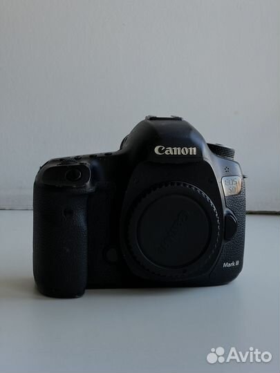 Фотоаппарат canon 5D mark iii body