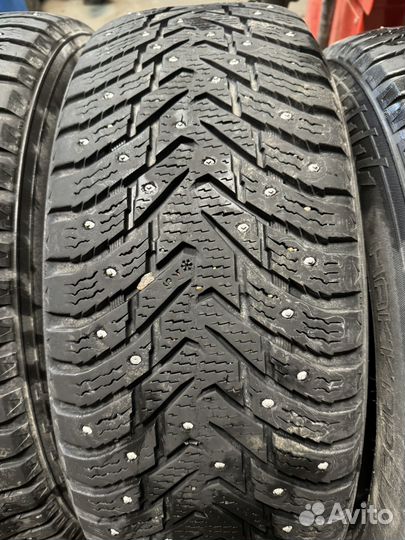 Nokian Tyres Hakkapeliitta 8 235/65 R17 108T