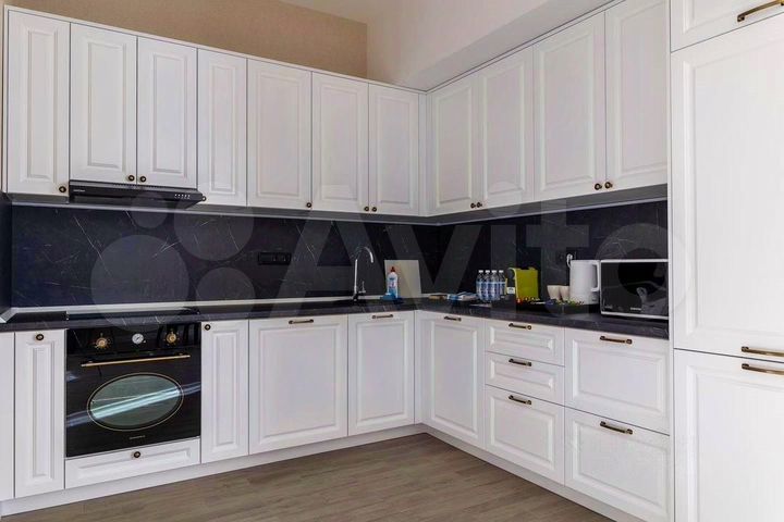 2-к. апартаменты, 76,6 м², 5/9 эт.