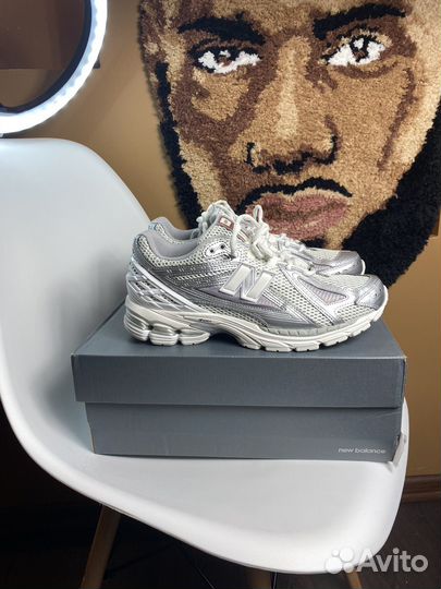 New balance 1906r