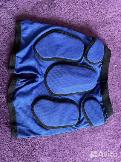 Сноуборд с креплением, ботинки для сноубо