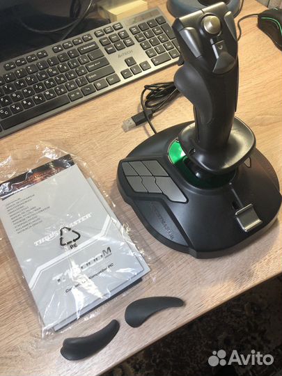 Thrustmaster T.16000M