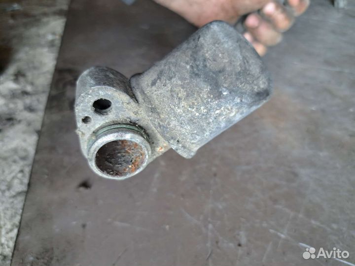 Трубка кондиционера Mercedes W210