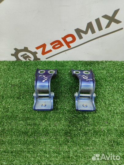 Петля двери багажника Ford Focus хэтчбек aoda 2008