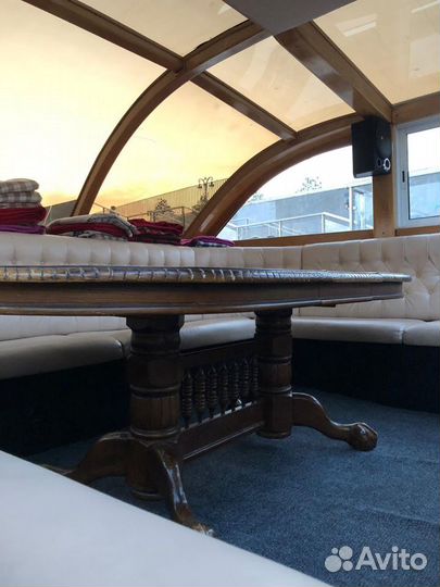 Аренда теплохода в центре Москвы