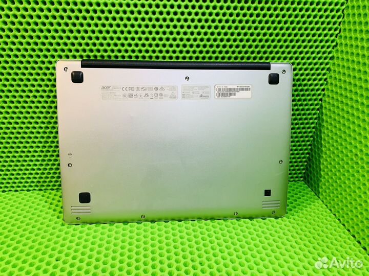 Ноутбук Acer Swift SP113-31-P2QD