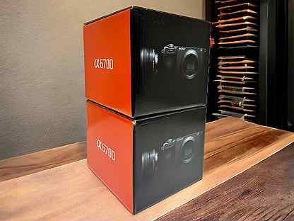Sony A6700 kit E PZ 16-50mm F3.5/5.6 OSS новый